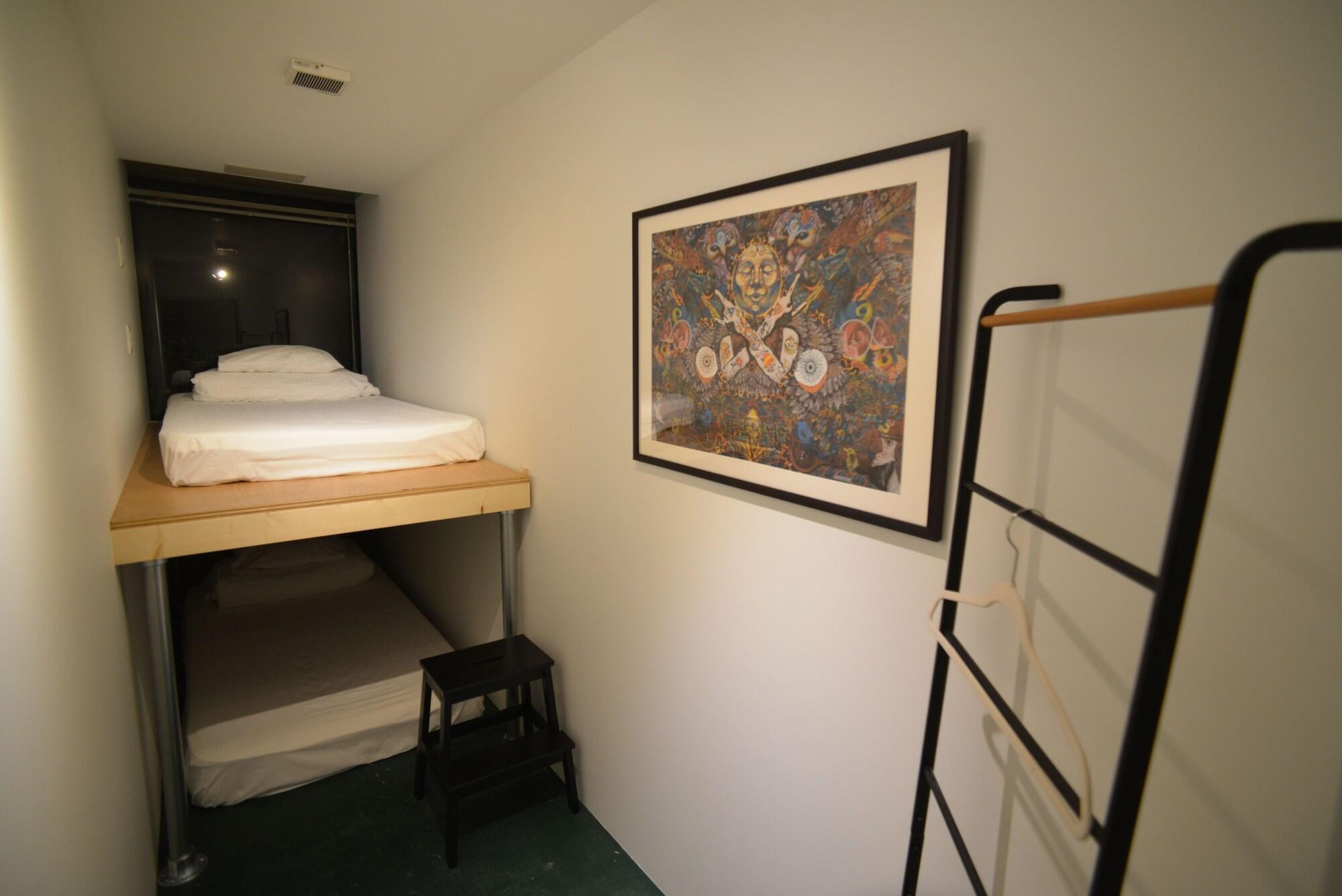 Artnshelter - Hostel